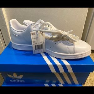 Men’s All white Adidas Stan Smith